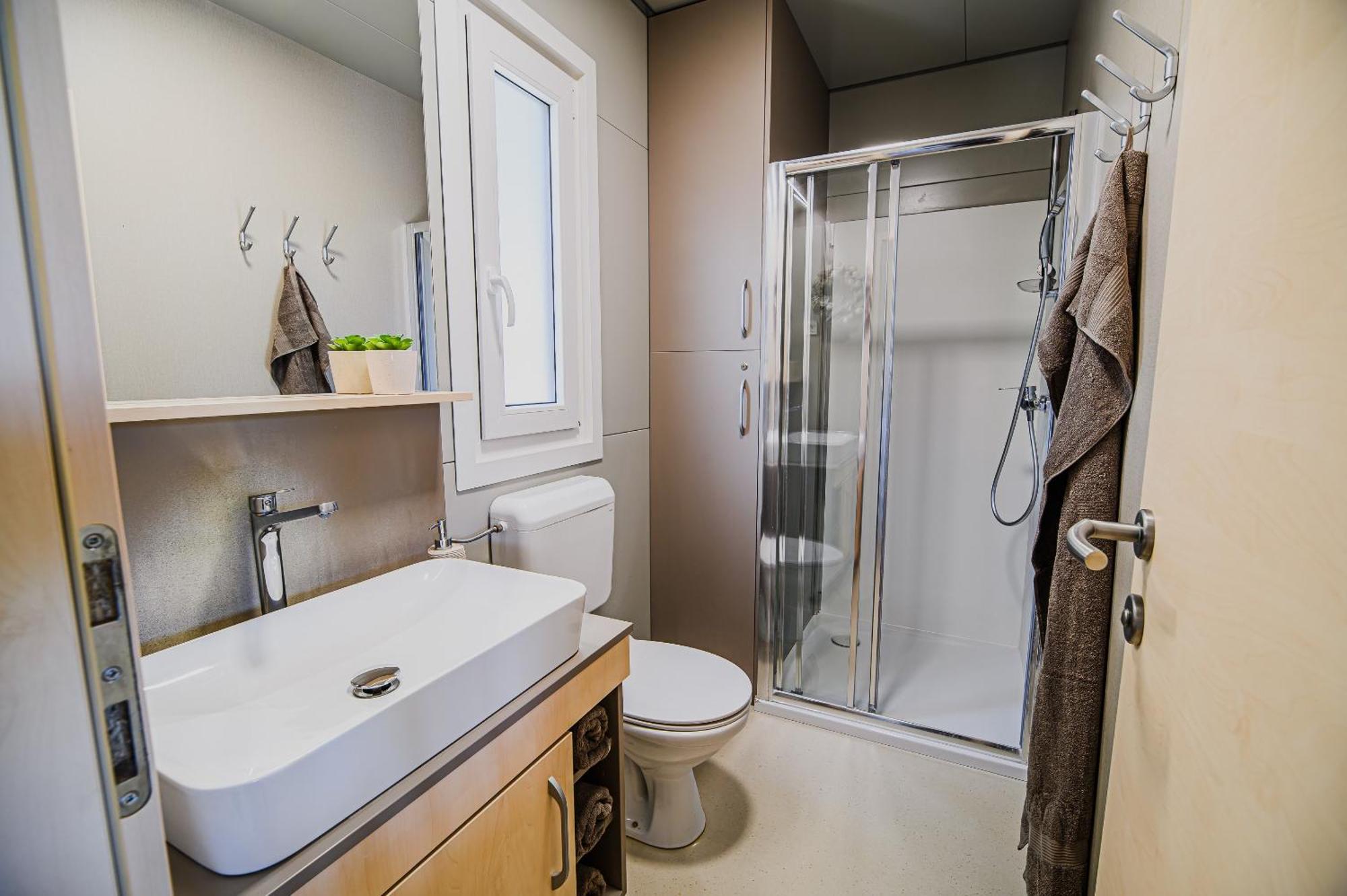 Deluxe Lake View Mobile Homes With Thermal Riviera Tickets チャテジ・オプ・サヴィ エクステリア 写真