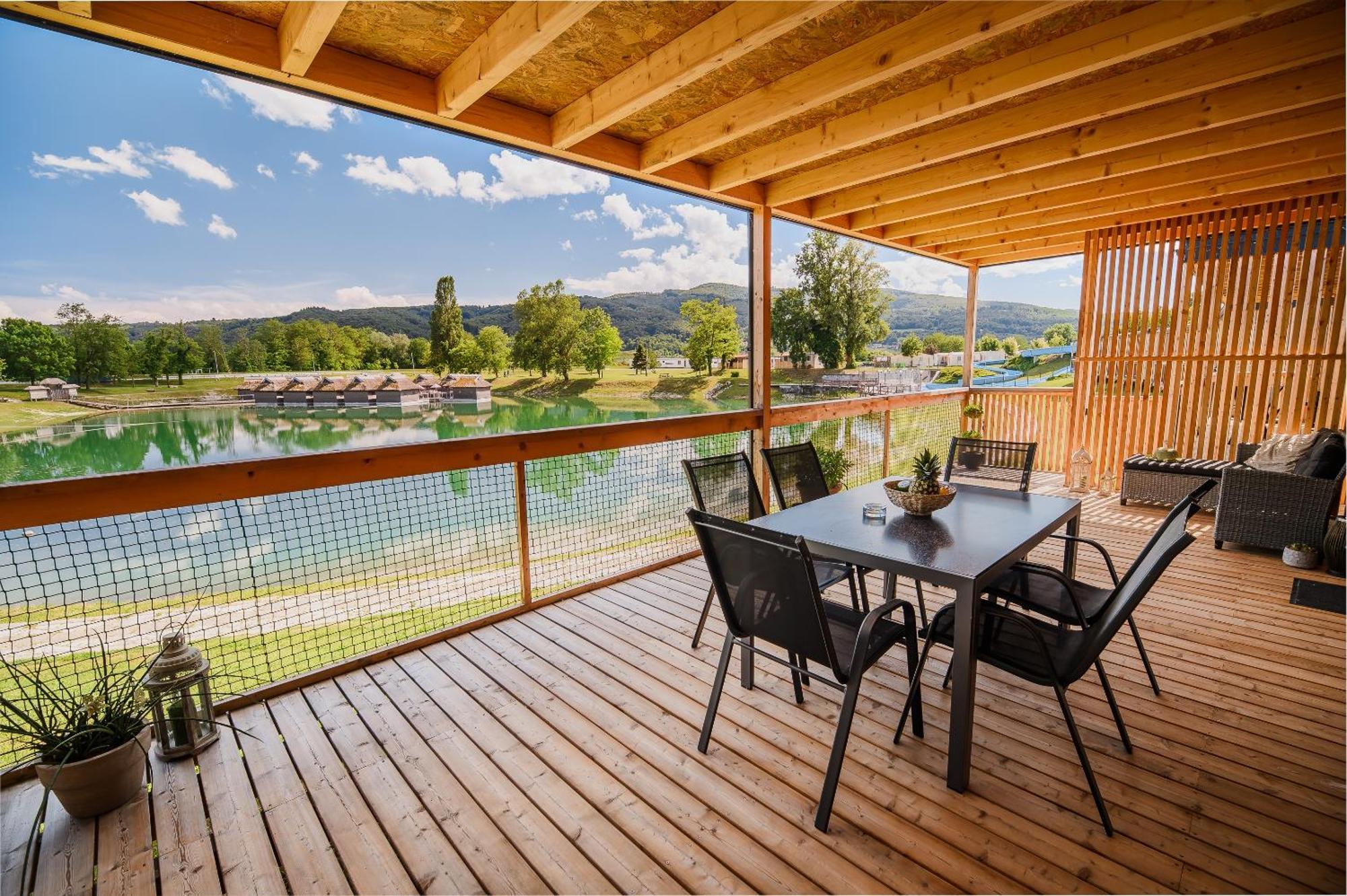 Deluxe Lake View Mobile Homes With Thermal Riviera Tickets チャテジ・オプ・サヴィ エクステリア 写真